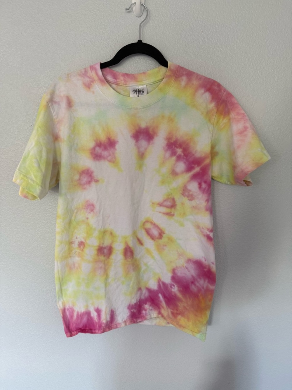 Shaka Wear Pink Yellow White Tie Dye T Shirt Size Medium